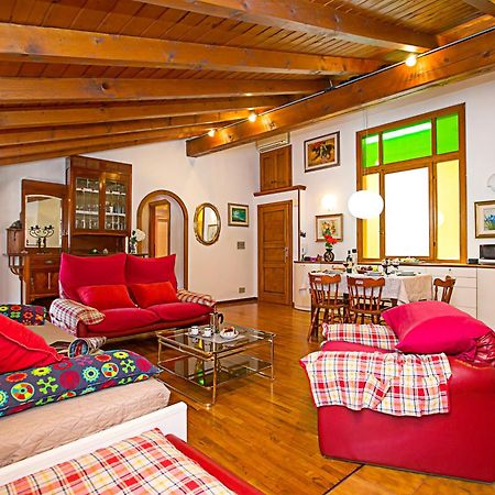 Residenza Rocca Del Lago 2 - Happy Rentals Riva del Garda Exteriör bild
